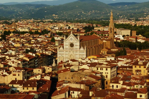 Luchtfoto van de kerk van Santa Croce, Florence, Italië — Stockfoto