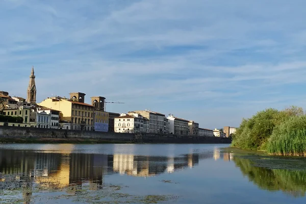 La rivière Arno à Florence, Italie — Photo