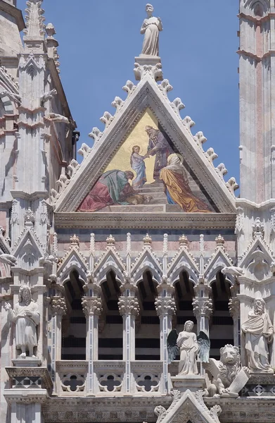 Detail of Siena Cathedral in Tuscany, Italy — Stock Photo, Image