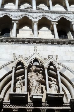 Ayrıntı Borgo, Pisa, İtalya, San Michele Kilisesi