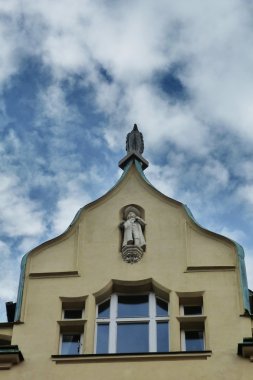 Alınlığın, Prague, Çek Cumhuriyeti, tipik bir bina