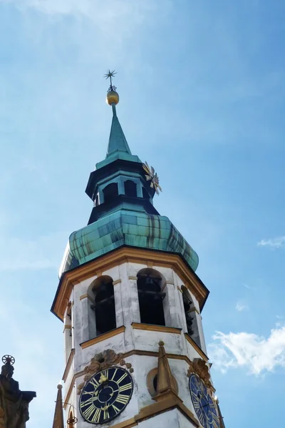 Torre de sino do santuário de Loreto em Praga, República Checa — Fotografia de Stock