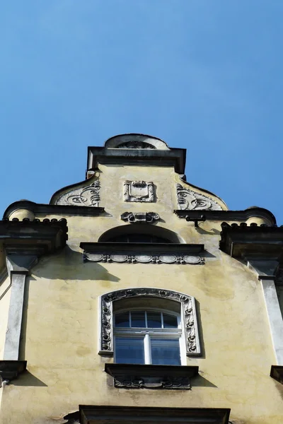 Pediment of a building typical of Prague, Czech Republic — Stock Photo, Image