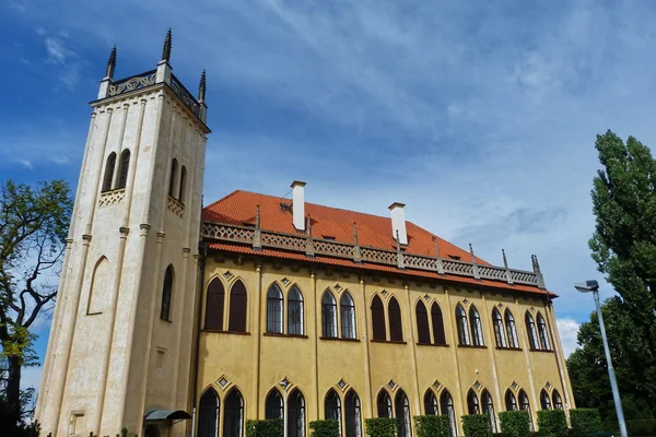 Guvernér? s letní palác, Stromovka Park, Praha, Česká republika — Stock fotografie