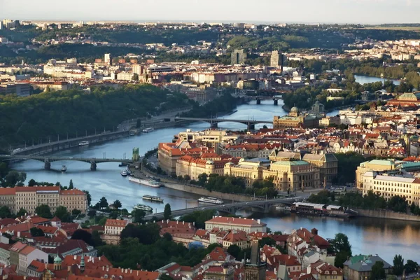 Utsikt över Prag från Petrin Tower, Tjeckien Royaltyfria Stockbilder