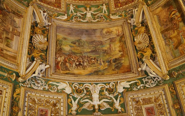 Ceiling in a corridor of the Vatican Museums, Rome, Italy — Stok fotoğraf