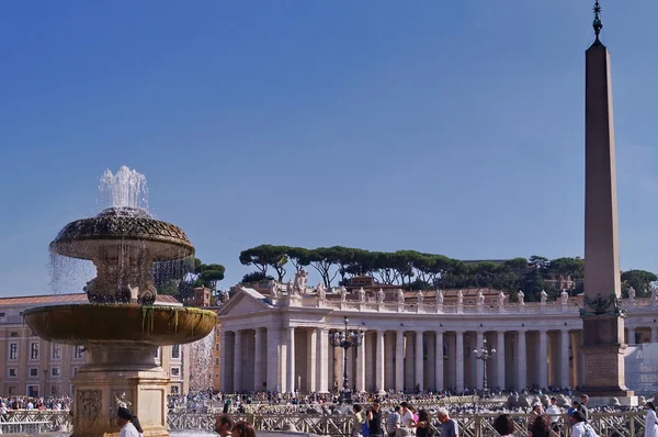 Saint Peter square, Rome, Italië — Stockfoto