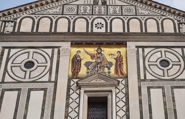 Détail de l'église de San Miniato al Monte, Florence, Italie — Photo