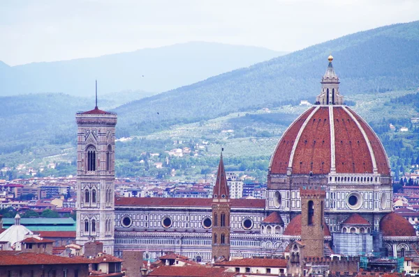 イタリア、フィレンツェの大聖堂の空撮 — ストック写真