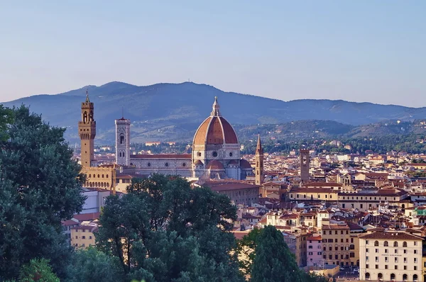 Utsikten över Florens från Bardini trädgård Italien — Stockfoto