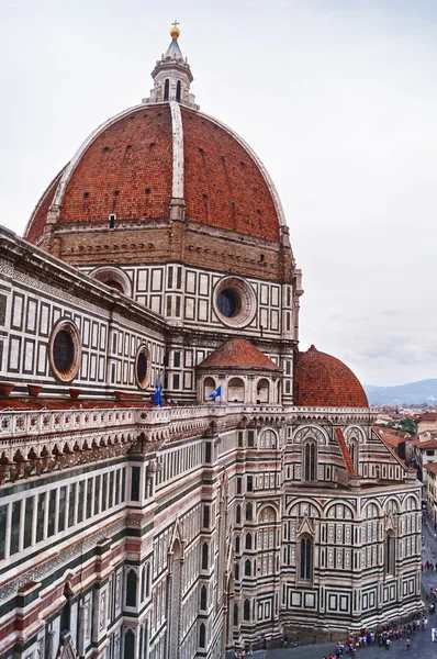 Uitzicht op de kathedraal van Florence, Italië — Stockfoto