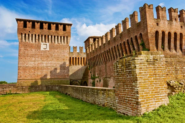 Soncino het kasteel Rechtenvrije Stockafbeeldingen