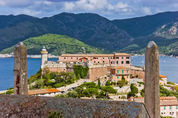 Forte Stella ve şehir Portofer yılında deniz feneri Panoraması
