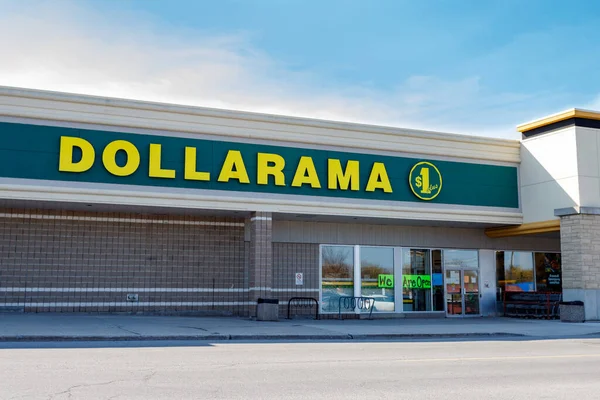 Ottawa Ontario Canada April 2021 Dollarama Store Barrhaven Displays Makeshift — Stock Photo, Image