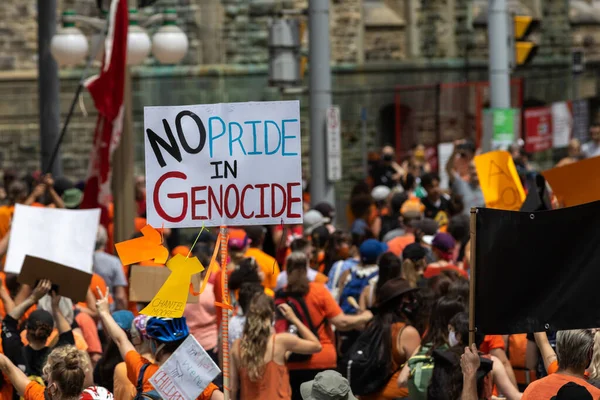 Ottawa Ontario Canada Juli 2021 Een Bord Met Pride Genocide — Stockfoto