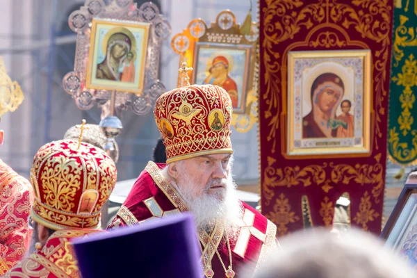 Vladivostok Russia April 2020 Russian Orthodox Priests Easter Procession Vladivostok — Stock Photo, Image