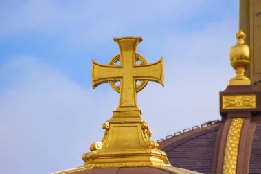 St. Petersburg, Rusya - 27 Mart 2021: Peter ve Paul Kalesi 'ndeki Peter ve Paul Katedrali' nin mimari unsurları.