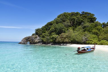 Tekne ve Tayland Güney plaj