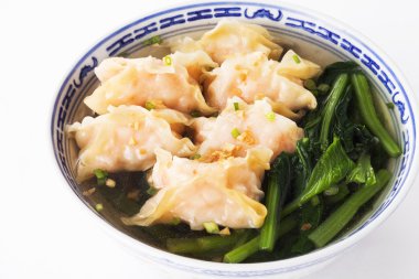 Karides-wantan çorbası arka plan üzerinde