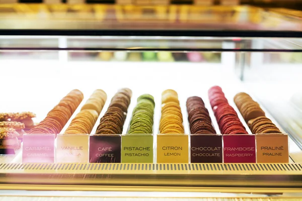 Sweet and colourful french macaroons or macaron in refrigerator — Stock Photo, Image