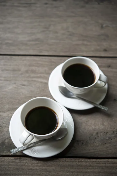 Zwei Tassen schwarzen Kaffee — Stockfoto