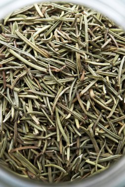 Kurutulmuş biberiye şişesini, üstten görünüm, yakın çekim