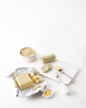 Birkaç tür bir arka plan üzerine tereyağı grup