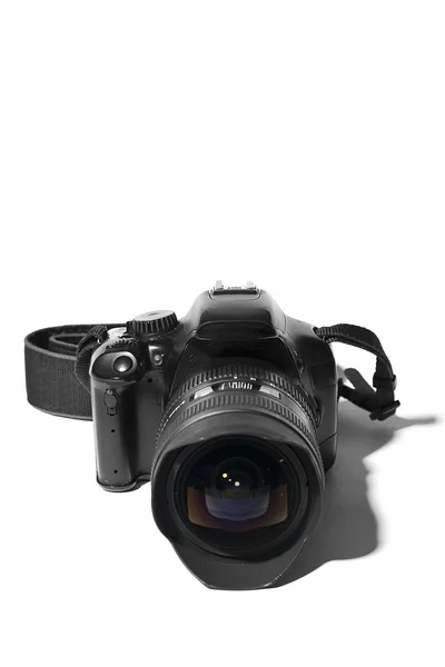 Oude gebruikte digitale camera op witte achtergrond — Stockfoto