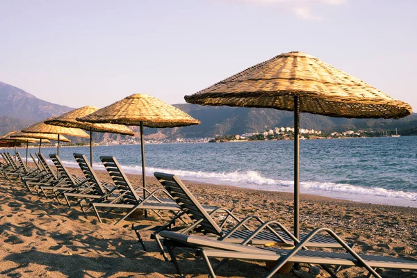 Gün batımından önceki muhteşem gökyüzü manzarası