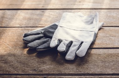 koruyucu eldiven, Standart inşaat güvenlik ekipmanları