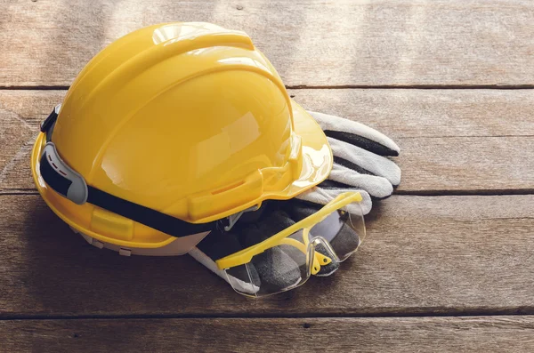 Standart inşaat güvenlik ekipmanları