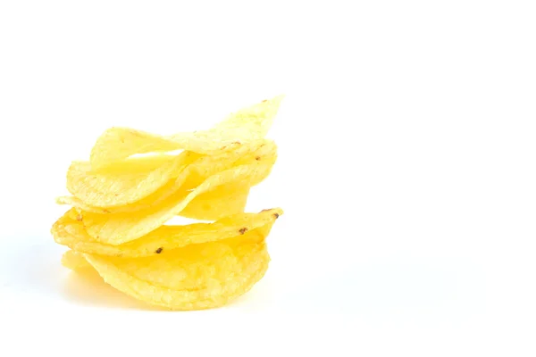 Beyaz üzerine patates cipsi — Stok fotoğraf