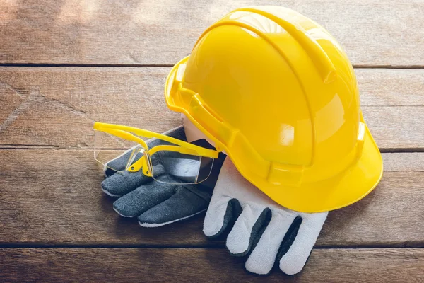 Standart inşaat güvenlik ekipmanları