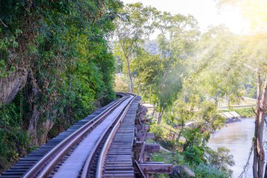 Ölüm demiryolu, İkinci Dünya Savaşı sırasında Kanchanaburi Tayland inşa