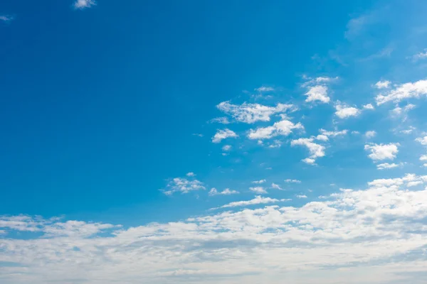 Clouds in blue sky — Stock Photo, Image