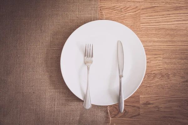 Gümüş yemek Tablo ayarı ile — Stok fotoğraf