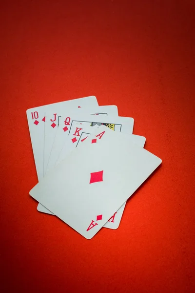 Karty do gry na białym tle — Zdjęcie stockowe
