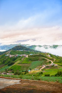 Phu Hin Rong Kla Ulusal par (phu tubberk), dağ yolu
