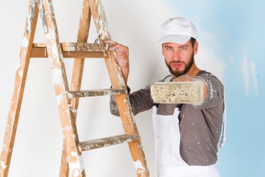 Sana boya fırçası işaret ressam