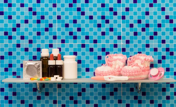 Terhességi teszt a gyógyszerek — Stock Fotó