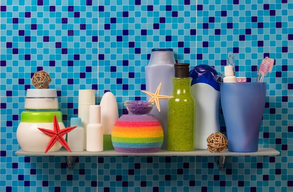 Shelf with bath accessories — Stock Photo, Image