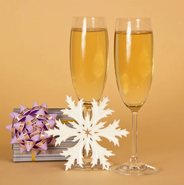 Wine glasses with champagne — Stock Photo, Image