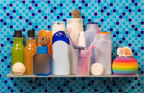 Shelf with bath accessories — Stock Photo, Image