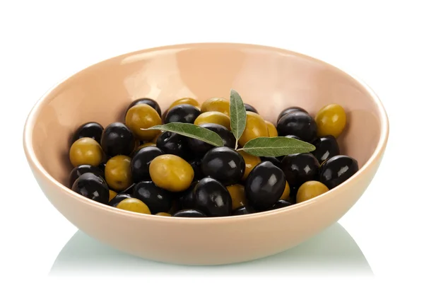 Aceitunas verdes y negras — Foto de Stock