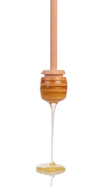 Tahta bir dereden damlayan bal