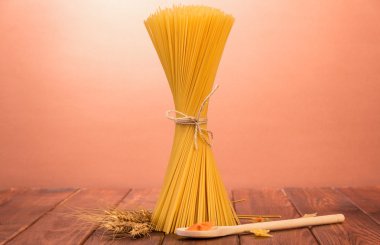 İtalyan çiğ makarna