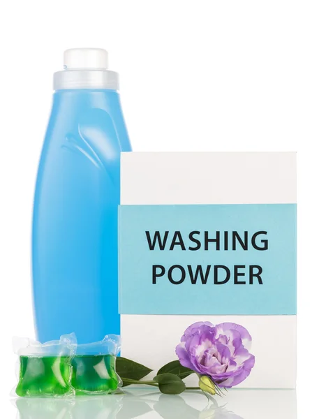 Wassen poeder en schonere containers — Stockfoto