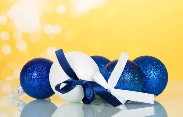 White and blue Christmas balls — Stock Photo, Image