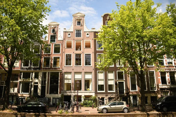 Autentici Edifici Residenziali Sui Canali Amsterdam — Foto Stock