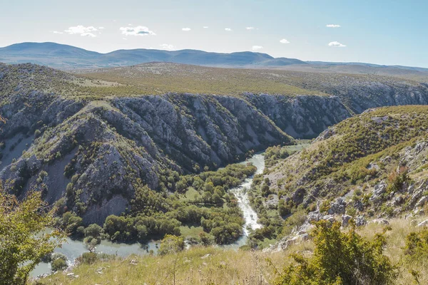 Nagy Látószögű Kép Krupa Folyó Kanyonjáról Horvátországban — Stock Fotó